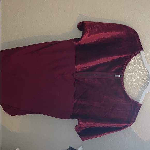 Blouse - Picture 2 of 2